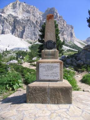 Ein Kriegerdenkmal